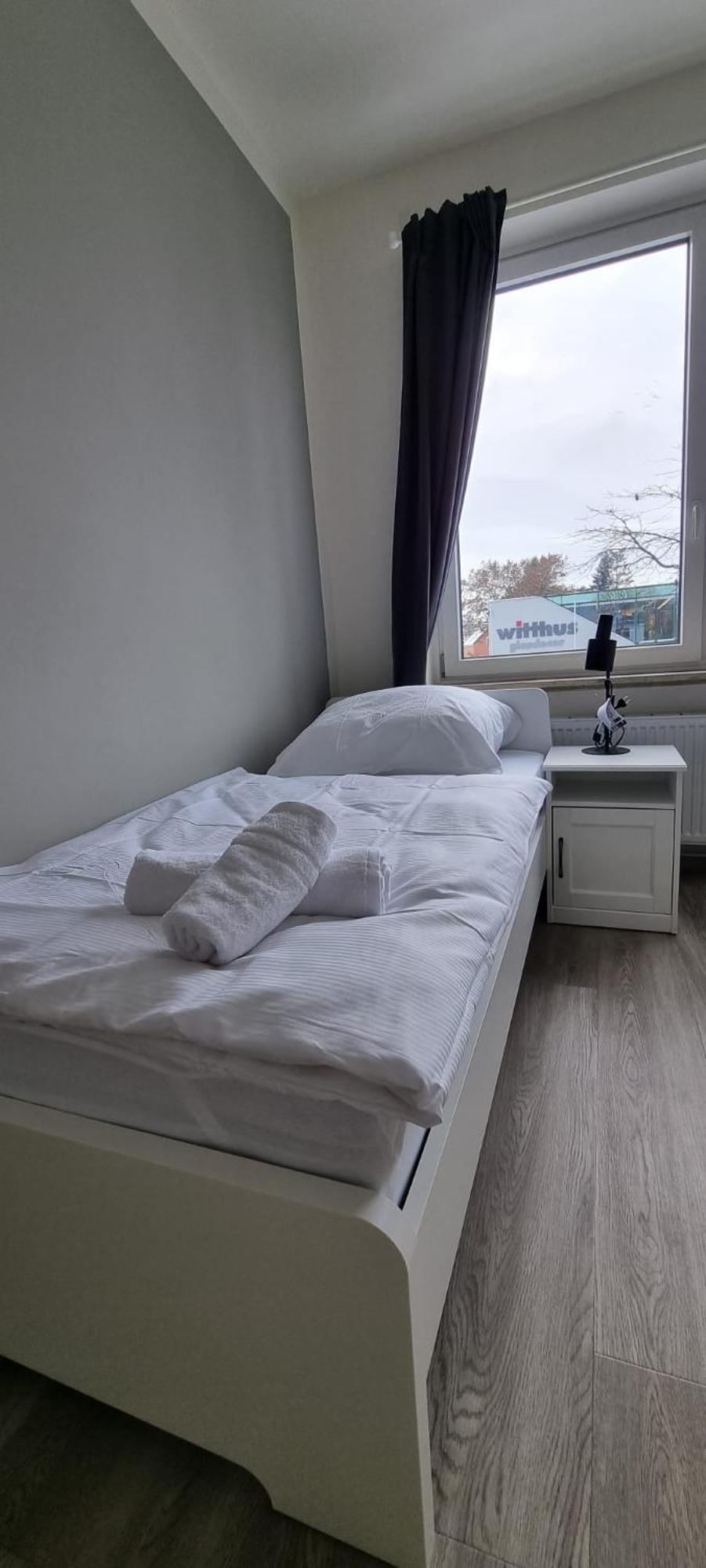 Zweibettzimmer "Grau" In Zentraler Lage Brema Esterno foto